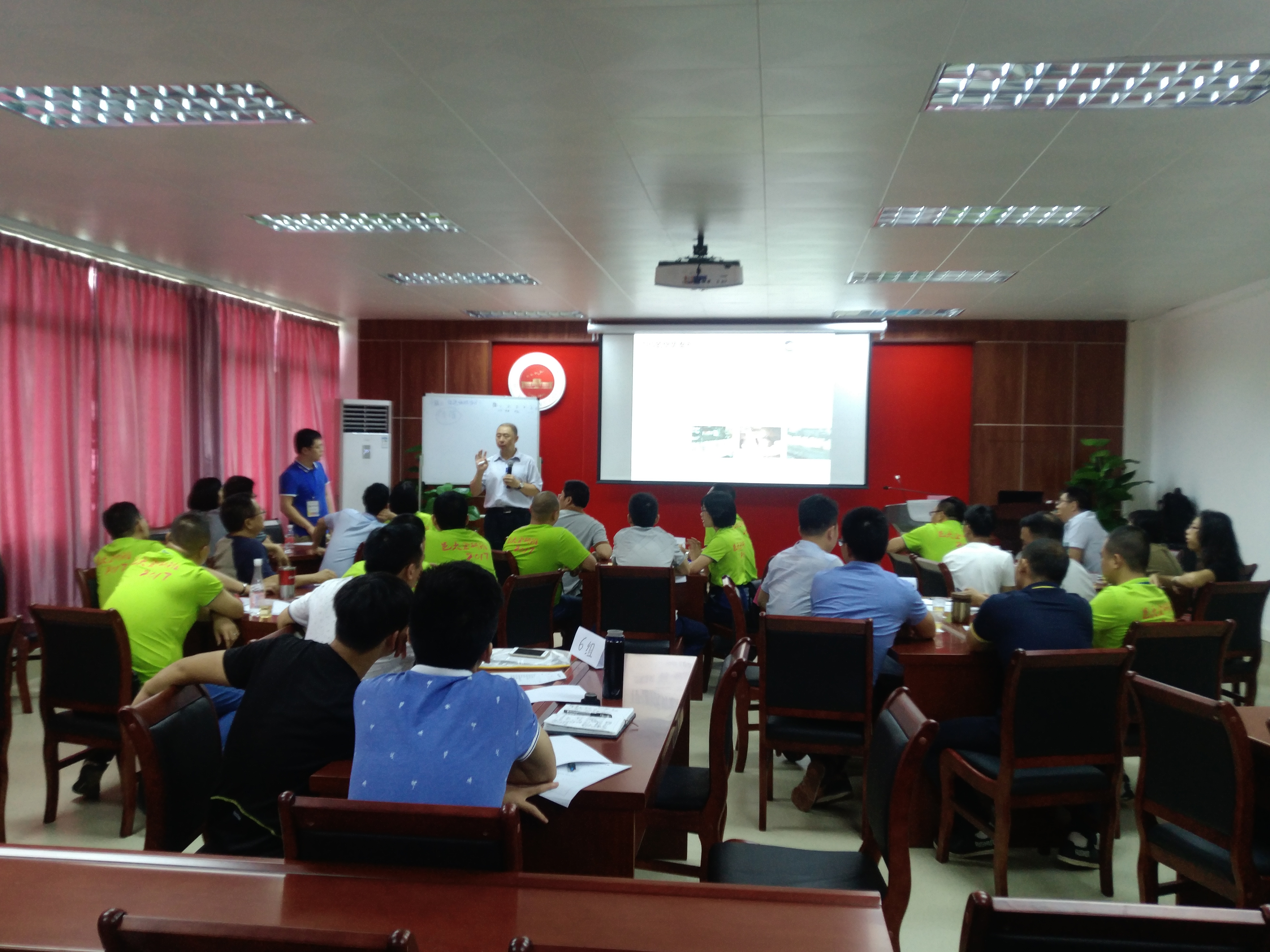 五邑大学携手华制咨询赋能中小企业经营研修